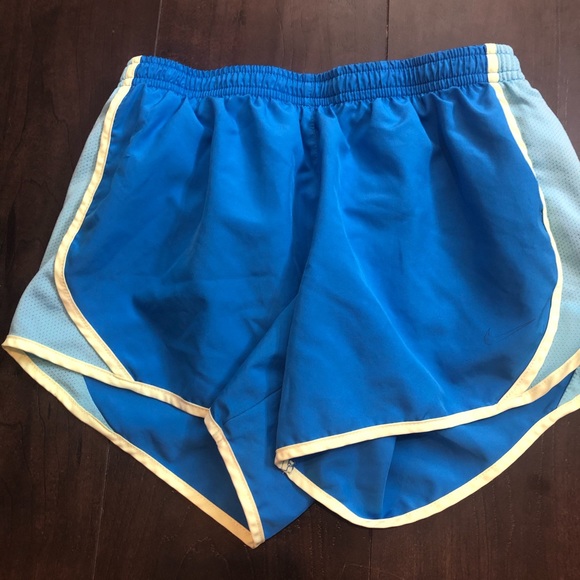 SOLD - Picture 4 of 6